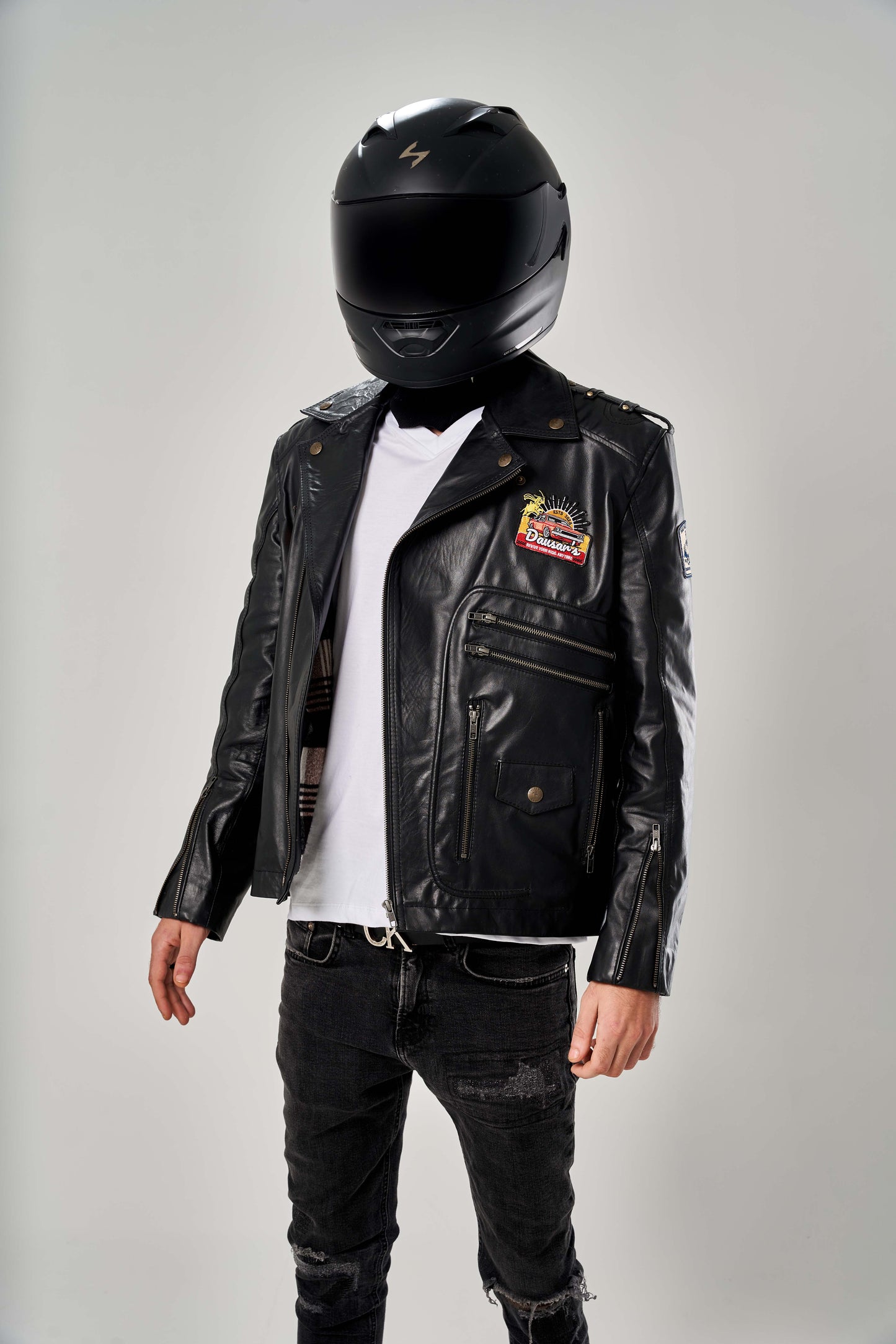 جاكيت دراجين كلاسيكي