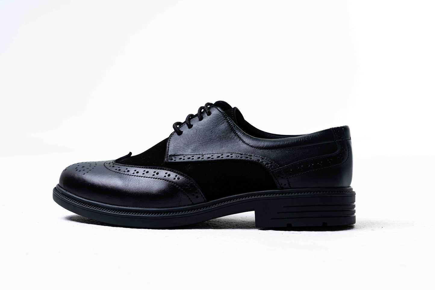 Brouge Oxfords (Black)