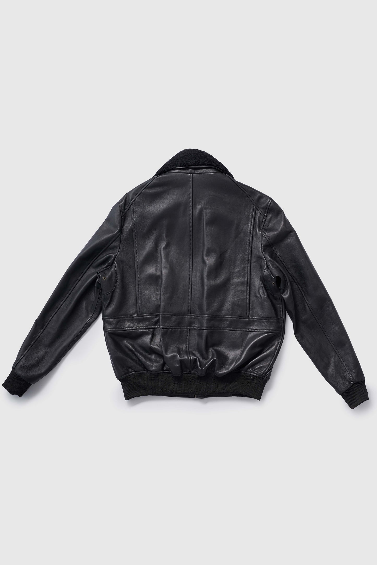 بومبر جلد طبيعي