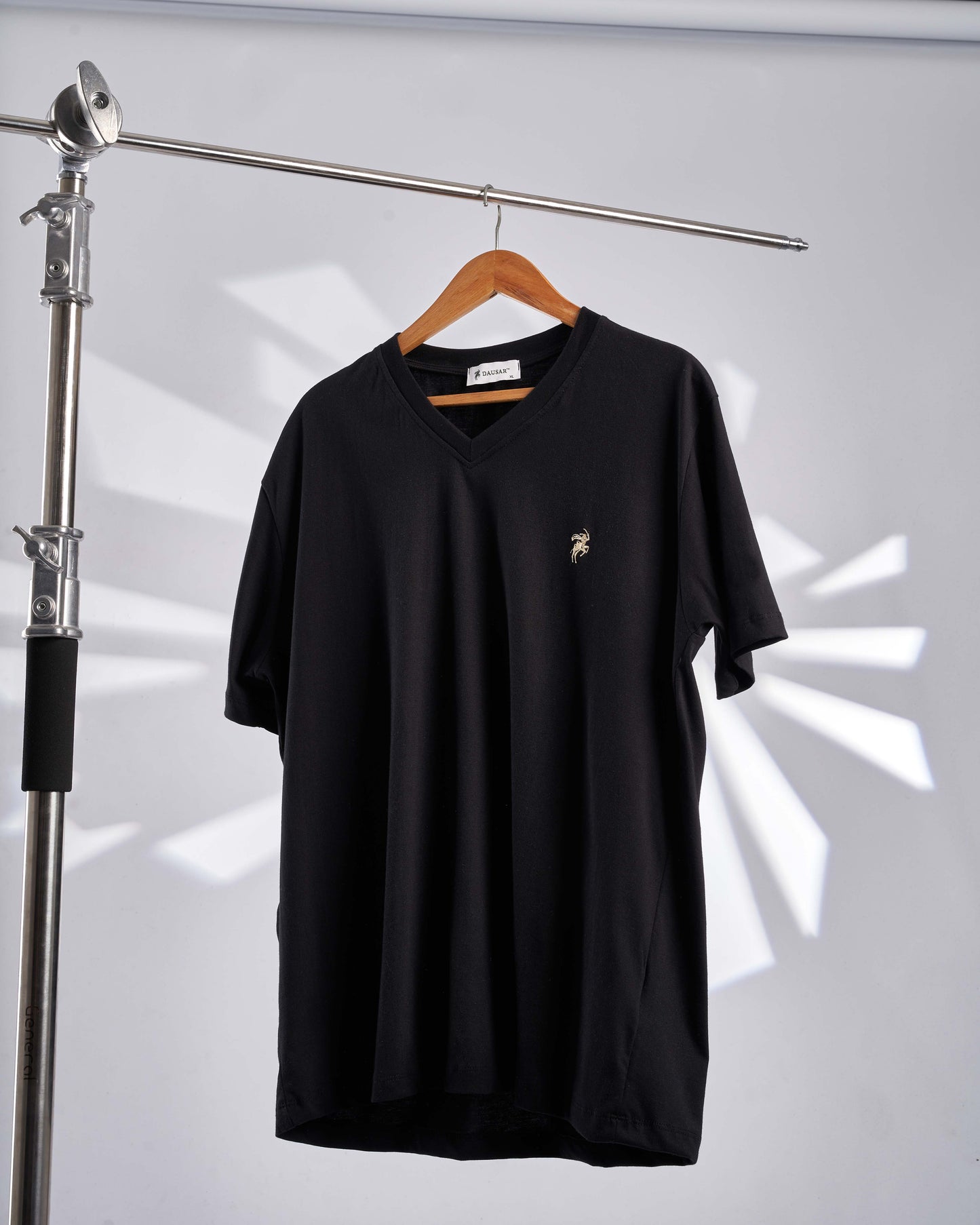 Basic V Shape Dausar Logo