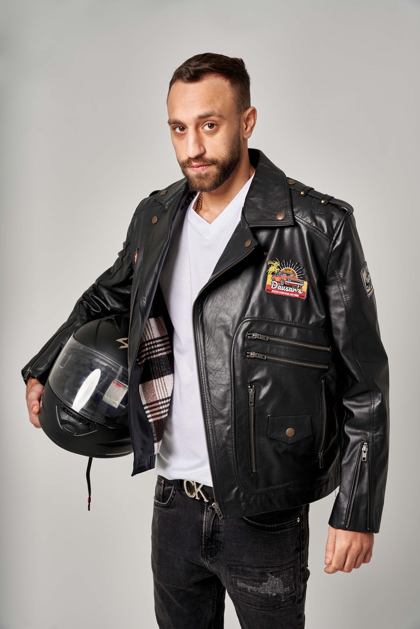 جاكيت دراجين كلاسيكي