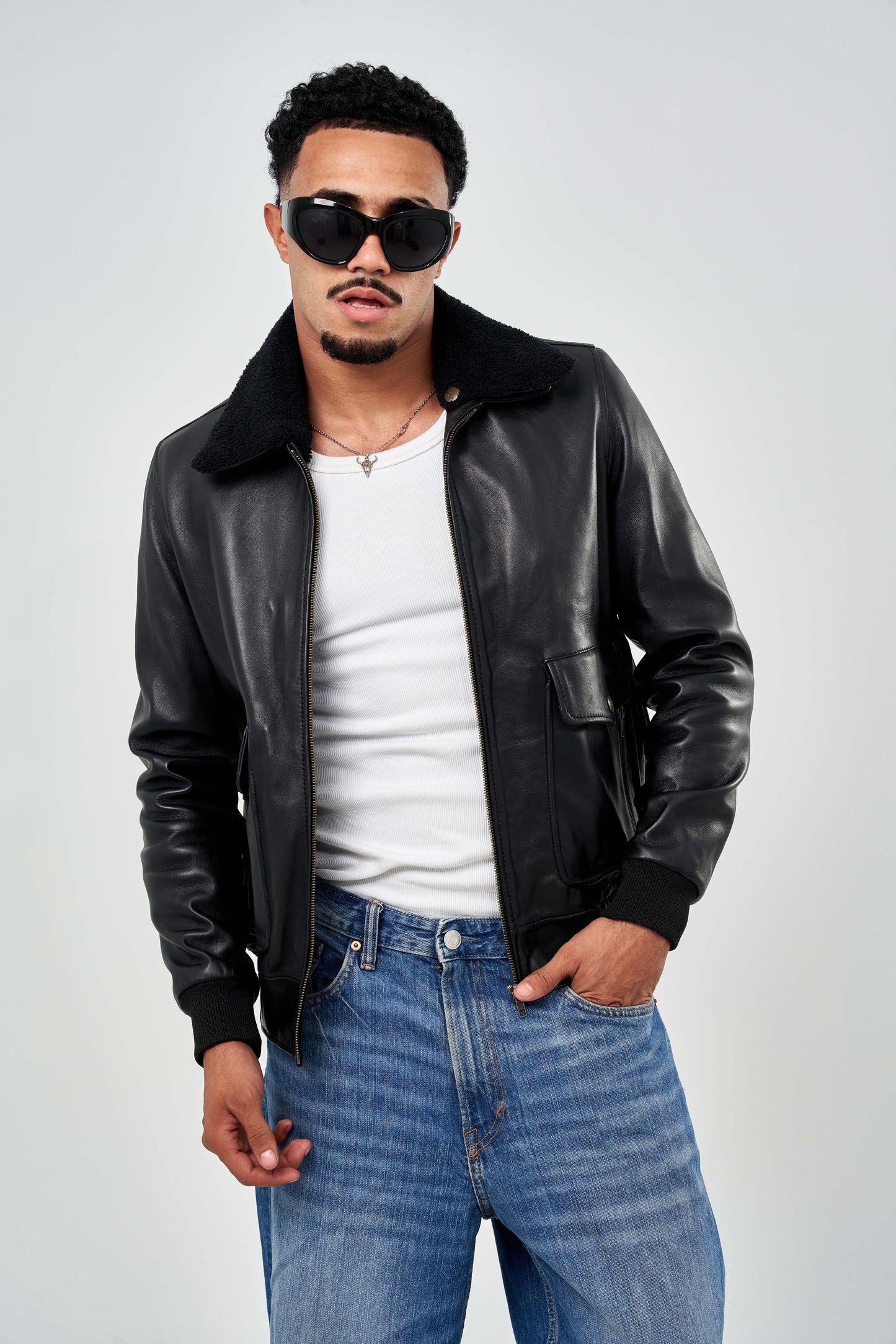 بومبر جلد طبيعي