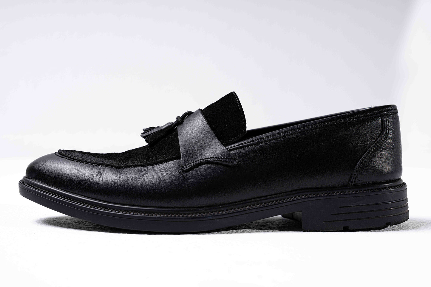 Tassel Loafers (Black)