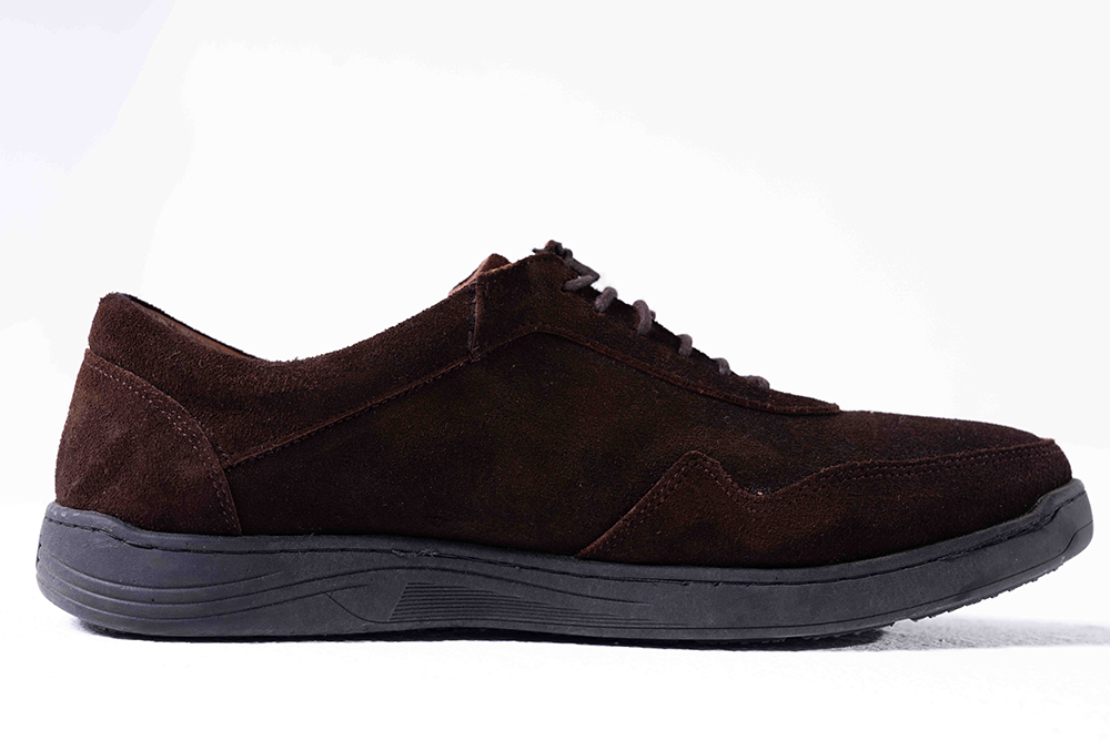 Sneakers (Brown)