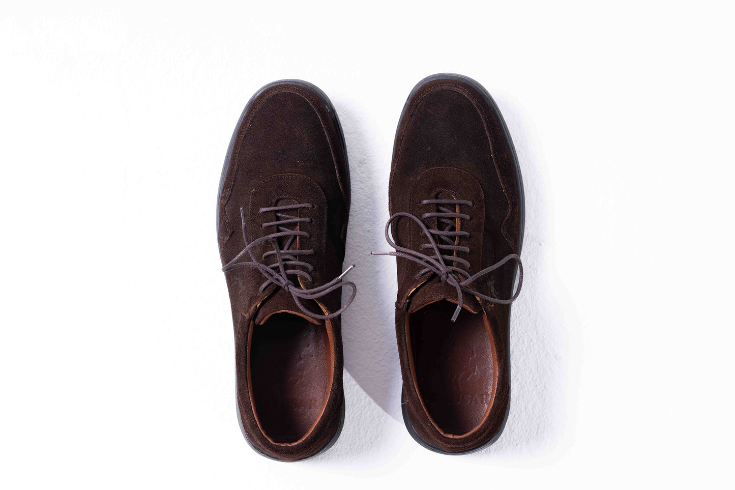 Sneakers (Brown)